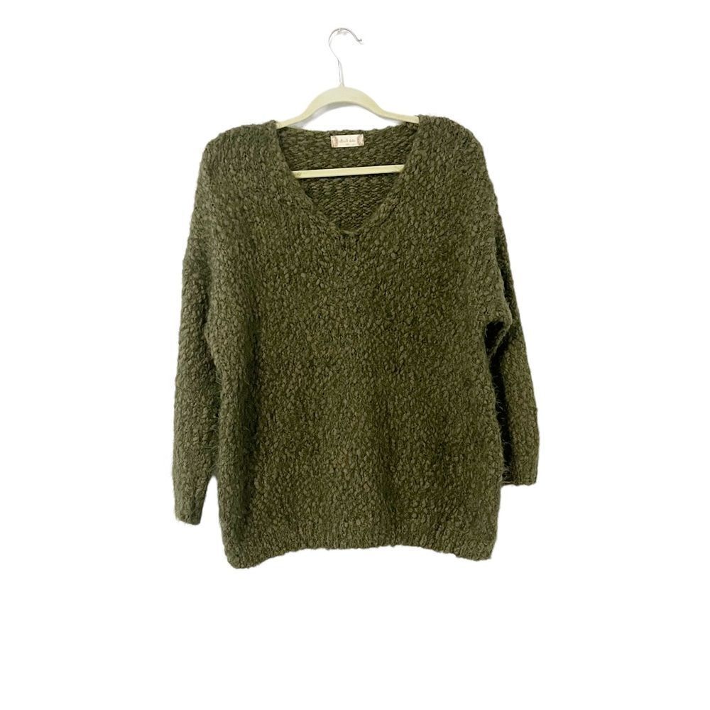🟢Altar’d State Green Oversized Bucle Soft Sweater Size M/L